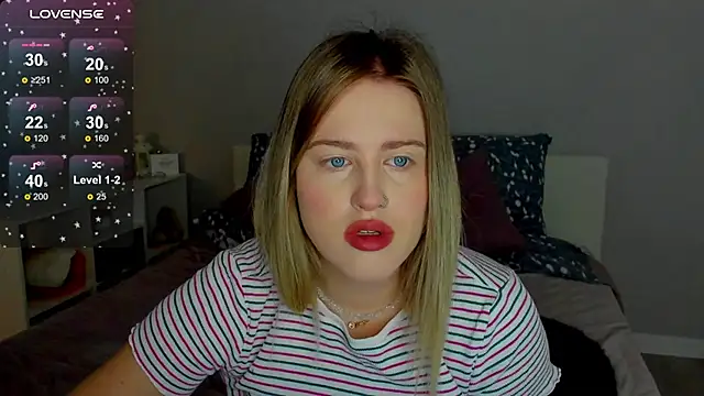 Snapshot of _Sarah_Soul_ chatting on September 16, 2025, 12:11 am Sarah Soul online show from September 16, 2025, 12:11 am