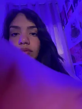 Snapshot of -Naomyy- chatting on January 16, 2025, 10:34 pm -Naomyy- online show from January 16, 2025, 10:34 pm