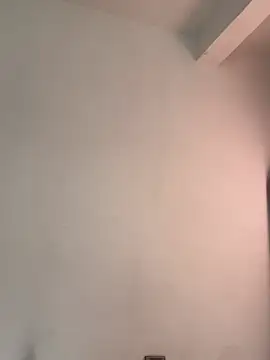 -Naomyy- online show from February 15, 2026, 6:18 pm