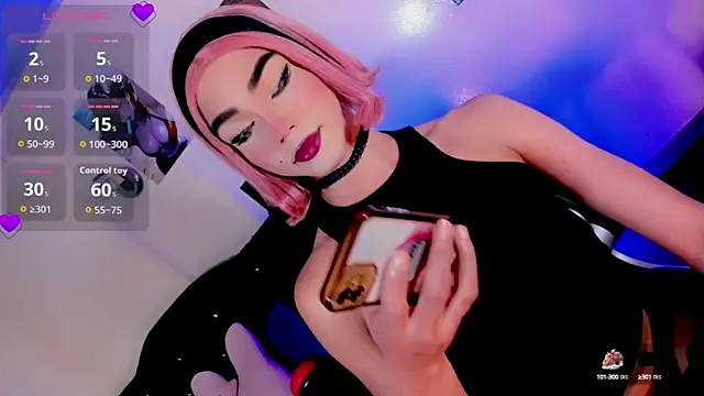 Elissa taylor  online show from October 13, 2025, 7:15 pm