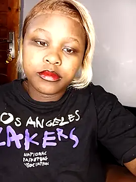 Dark Berry 26 online show from February 21, 2026, 9:55 am