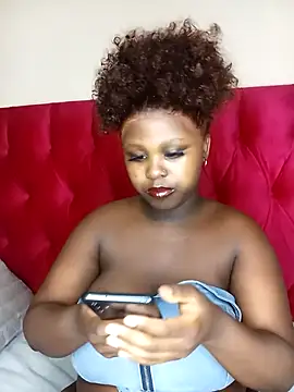 Snapshot of Dark_Berry_26 chatting on November 4, 2025, 11:25 am Dark Berry 26 online show from November 4, 2025, 11:25 am