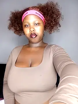 Snapshot of Dark_Berry_26 chatting on December 15, 2025, 2:50 am Dark Berry 26 online show from December 15, 2025, 2:50 am