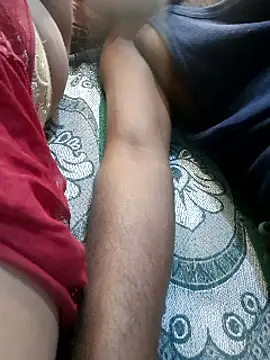 SEXY bhabi- online show from February 25, 2025, 7:42 am