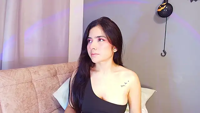 Snapshot of adara_johnson__ chatting on October 3, 2025, 11:45 am adara johnson   online show from October 3, 2025, 11:45 am