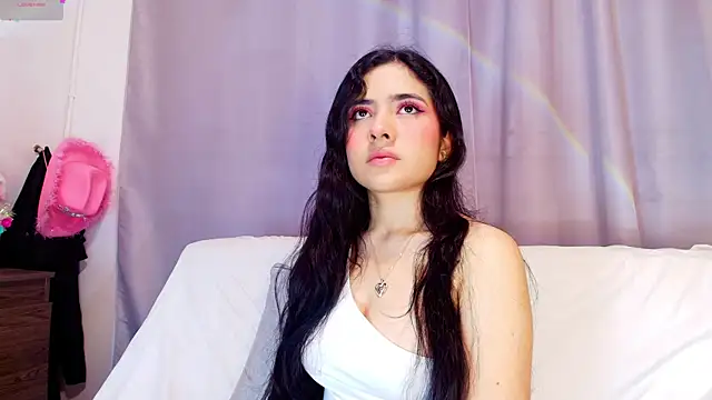 Snapshot of adara_johnson__ chatting on October 25, 2025, 11:42 am adara johnson   online show from October 25, 2025, 11:42 am