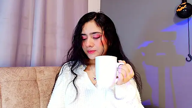 Snapshot of adara_johnson__ chatting on October 8, 2025, 11:45 am adara johnson   online show from October 8, 2025, 11:45 am