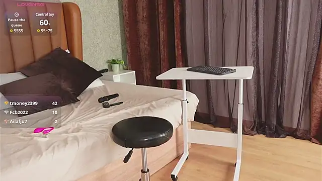 Alexa Duque34 online show from March 7, 2025, 4:44 pm