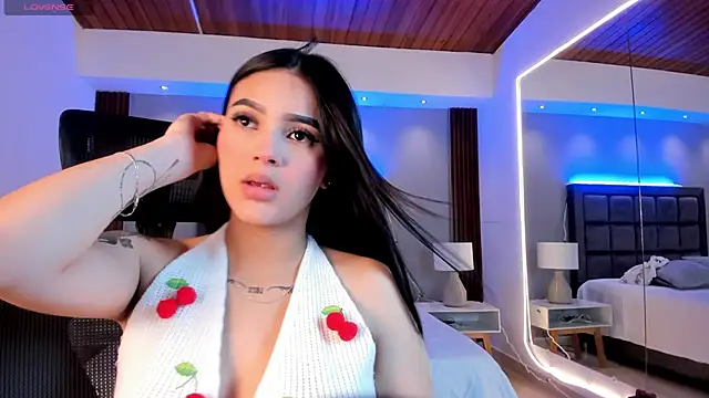 Snapshot of Tifanny_Jhoson chatting on September 17, 2025, 10:23 pm Tifanny Jhoson online show from September 17, 2025, 10:23 pm