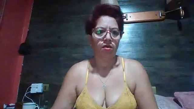 Snapshot of TRISH_MILF chatting on March 18, 2025, 9:23 am TRISH MILF online show from March 18, 2025, 9:23 am