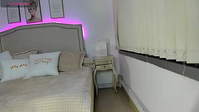 Emilly Rivera online show from February 20, 2025, 10:27 am