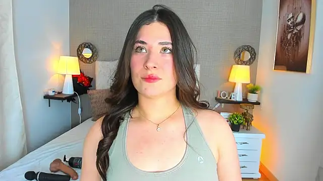 ValeryLovee online show from July 18, 2026, 3:04 am