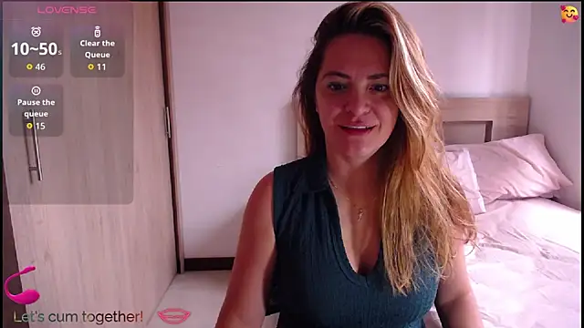 ParisW online show from March 24, 2026, 4:29 pm