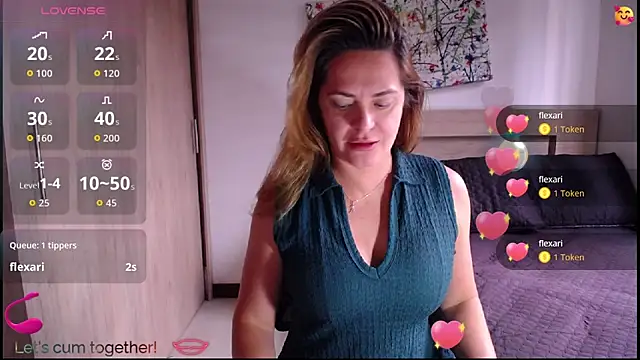 Snapshot of ParisW chatting on October 27, 2025, 3:57 pm ParisW online show from October 27, 2025, 3:57 pm