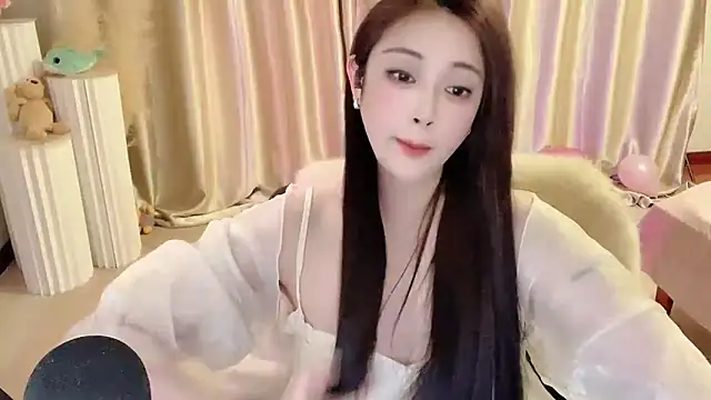 Daisy-77 online show from February 10, 2025, 12:08 am
