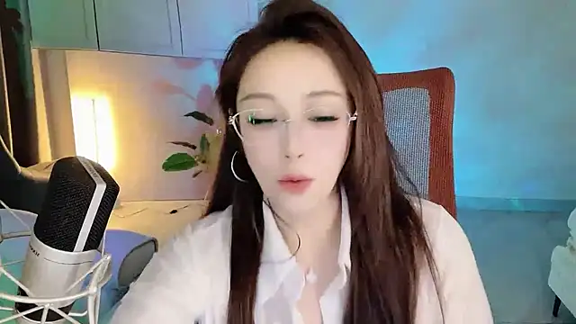 Daisy-77 online show from September 28, 2025, 12:56 pm