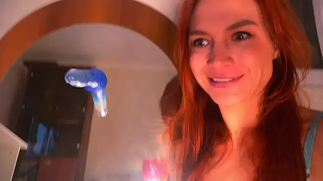  polly milk online show from September 28, 2025, 8:49 pm