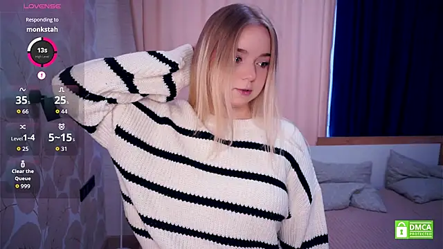 Snapshot of ZaraCreedon chatting on October 24, 2025, 5:17 am ZaraCreedon online show from October 24, 2025, 5:17 am