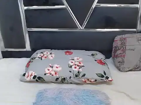 Snapshot of roseendoo1 chatting on September 15, 2025, 2:45 am roseendoo1 online show from September 15, 2025, 2:45 am