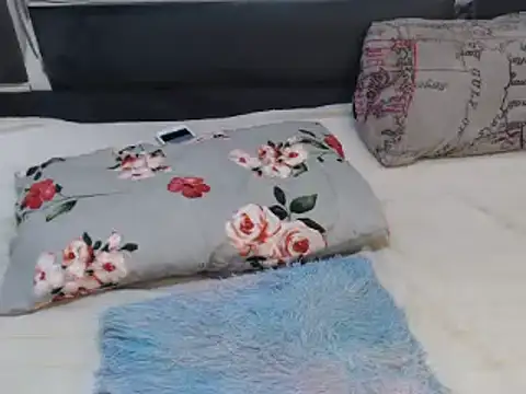 Snapshot of roseendoo1 chatting on September 16, 2025, 2:23 am roseendoo1 online show from September 16, 2025, 2:23 am