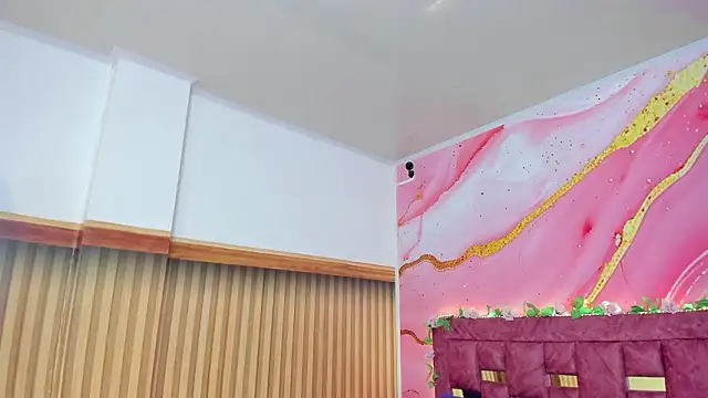 Daisy  rose online show from February 24, 2026, 2:56 am