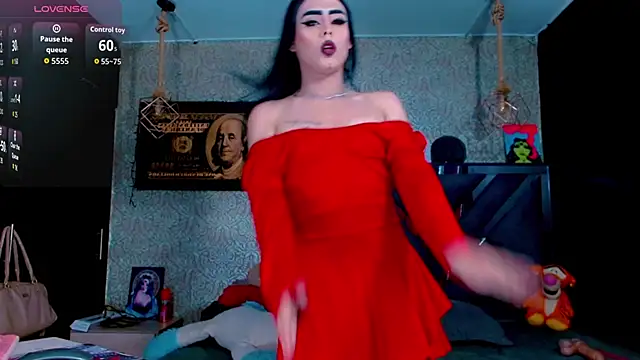 Snapshot of Perla_Hotcortes chatting on September 28, 2025, 2:46 pm Perla Hotcortes online show from September 28, 2025, 2:46 pm