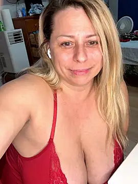 Hotslut187 online show from January 10, 2026, 9:10 pm