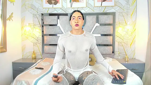 Snapshot of Alison_Chan_ chatting on June 12, 2026, 10:40 pm Alison Chan online show from June 12, 2026, 10:40 pm