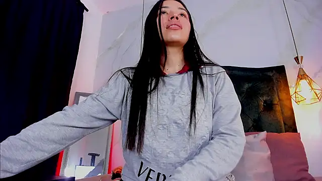 Snapshot of annyvans chatting on February 19, 2026, 11:18 am annyvans online show from February 19, 2026, 11:18 am