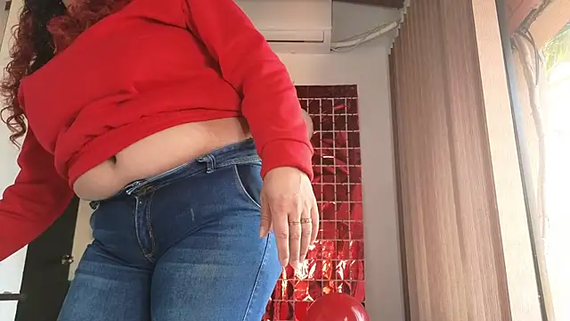 alondrabigtits online show from February 11, 2026, 12:38 pm