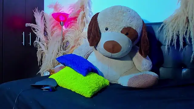 jasmindivas online show from February 27, 2025, 1:17 pm
