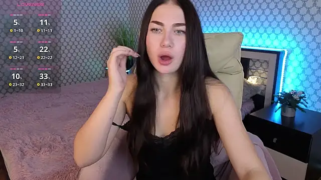 Sunny Sweety online show from October 10, 2025, 12:39 pm