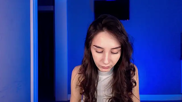 ElizabethElison online show from December 4, 2024, 3:26 pm