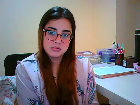 maliamiller online show from November 2, 2025, 6:18 am