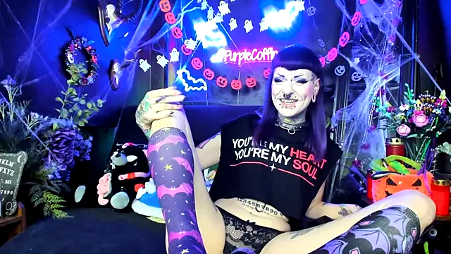 Snapshot of Purple_Coffin666 chatting on October 9, 2025, 8:59 am Purple Coffin666 online show from October 9, 2025, 8:59 am