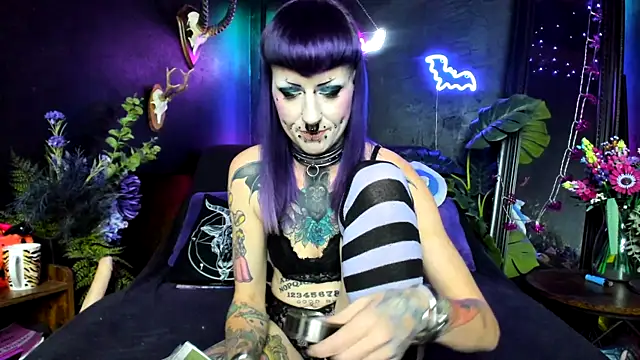 Purple Coffin666 online show from September 10, 2025, 6:29 pm