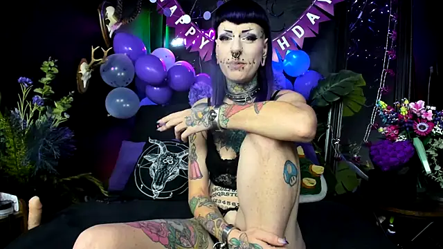 Snapshot of Purple_Coffin666 chatting on September 27, 2025, 7:20 pm Purple Coffin666 online show from September 27, 2025, 7:20 pm