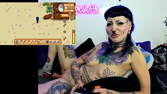 Purple Coffin666 online show from May 11, 2026, 4:04 pm