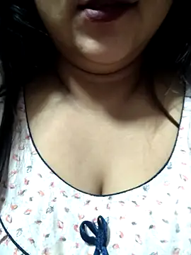 Snapshot of Jeenat_ chatting on December 29, 2024, 11:08 pm Jeenat online show from December 29, 2024, 11:08 pm