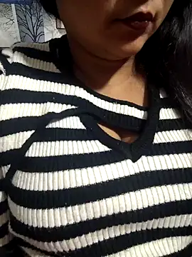 Snapshot of Jeenat_ chatting on December 31, 2024, 8:56 pm Jeenat online show from December 31, 2024, 8:56 pm