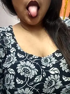 Snapshot of Jeenat_ chatting on February 19, 2025, 8:20 pm Jeenat online show from February 19, 2025, 8:20 pm
