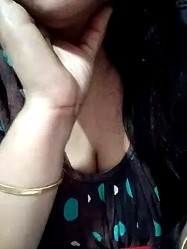 Snapshot of Jeenat_ chatting on February 21, 2025, 7:43 pm Jeenat online show from February 21, 2025, 7:43 pm