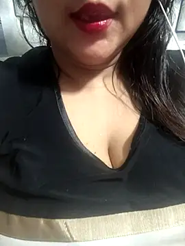 Snapshot of Jeenat_ chatting on January 18, 2025, 9:02 pm Jeenat online show from January 18, 2025, 9:02 pm