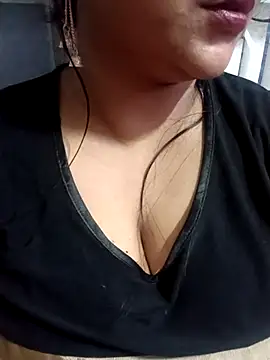Snapshot of Jeenat_ chatting on March 8, 2025, 7:31 pm Jeenat online show from March 8, 2025, 7:31 pm