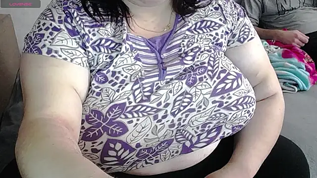 Snapshot of lisa_Black00 chatting on October 11, 2025, 8:04 am lisa Black00 online show from October 11, 2025, 8:04 am