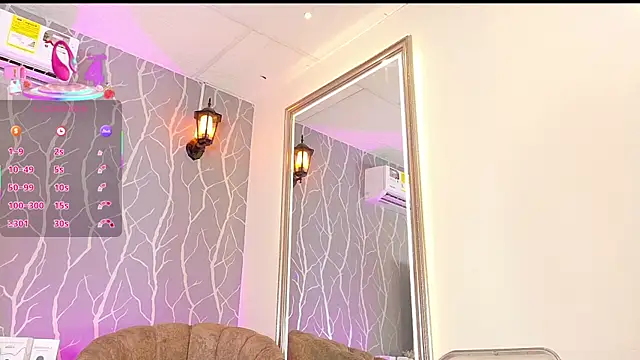 Snapshot of vanessa_guzman2 chatting on September 27, 2025, 1:39 pm vanessa guzman2 online show from September 27, 2025, 1:39 pm