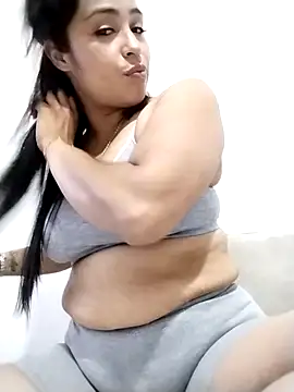 Aisha 09 online show from April 10, 2026, 2:13 pm