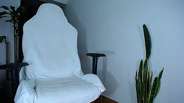 diamond black00 online show from February 19, 2025, 12:57 am
