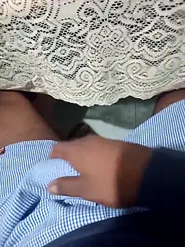 Snapshot of Obranz1234 chatting on October 28, 2025, 8:30 pm Obranz1234 online show from October 28, 2025, 8:30 pm