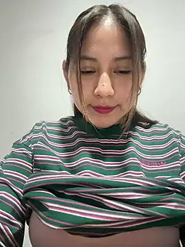 kittyfresita online show from February 6, 2025, 1:27 am